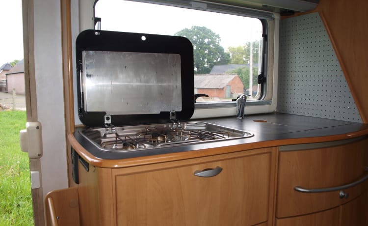 Spacious and family-friendly Hymer 644 GT motorhome
