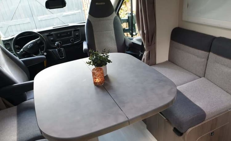 4p Chausson semi-integrated uit 2020