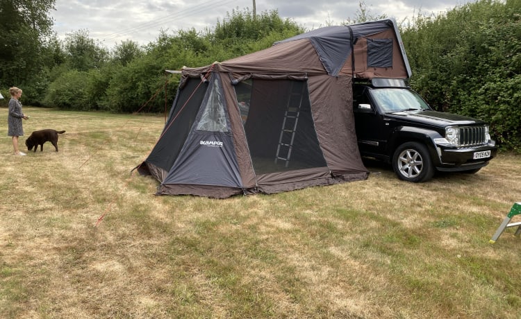 Butch – Butch notre machine de camping terrestre hors réseau. Assurance incluse.