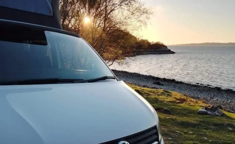 SCOTTISH EXPLORER T6 – VW POP TOP CAMPER 4 PERSONEN