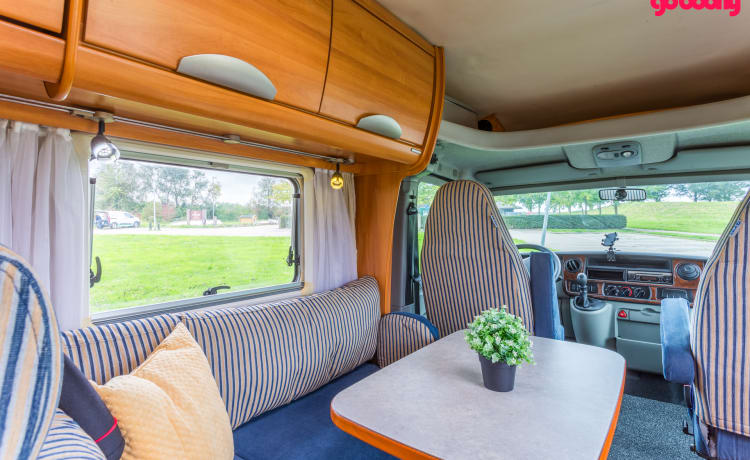 3p Hymer semi-integrated uit 2006