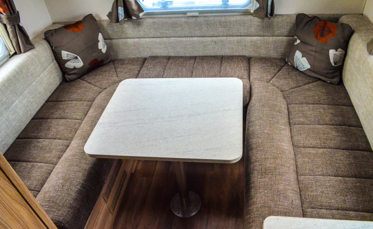 Premium – Noleggio camper premium a Upminster