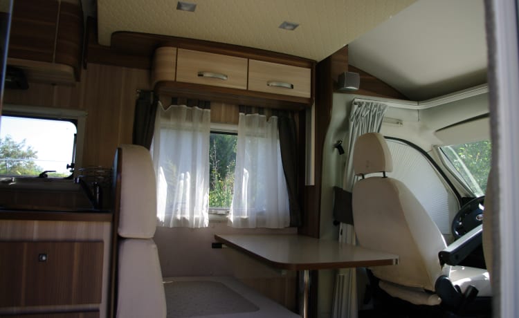 Very nice motorhome, in perfect condition.