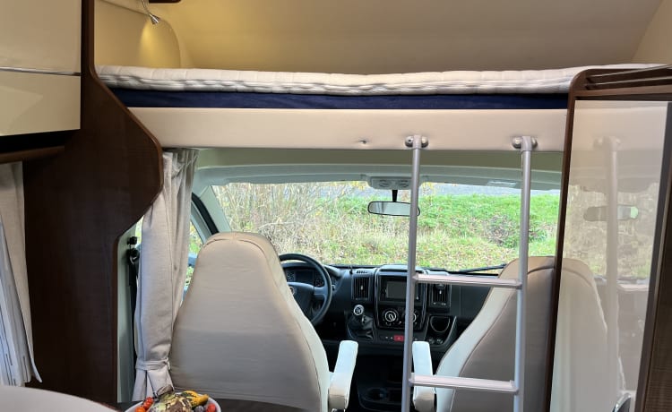 Camping-car 4 personnes (alcôve) l Fiat XGO Dynamic 20 à partir de 2019