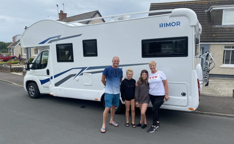 The Braw – 4 berth Rimor luxury modern motorhome