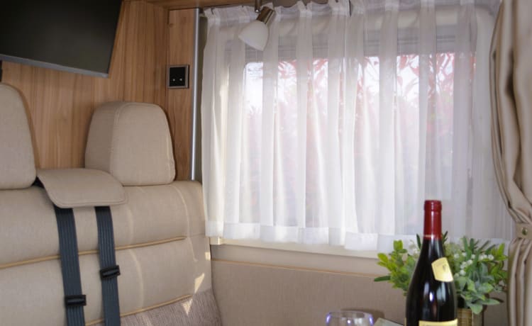 Bonnie – Een Hymer-camper met 2 slaapplaatsen uit 2020 Ideaal voor koppels die luxe willen reizen