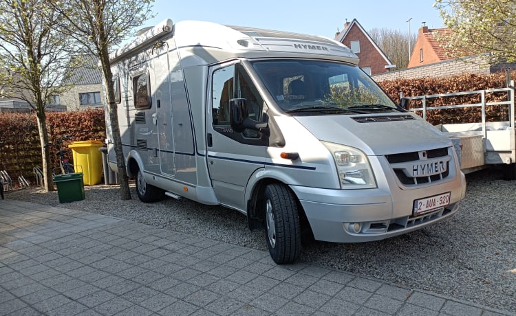 Odilon de mobilhome – Hymer semi-intégral