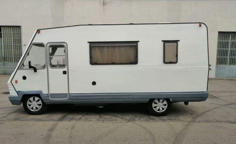 ELNAGH – Camper van Vrijheid