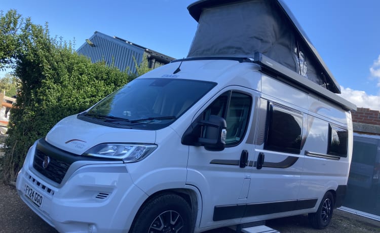 Elvis – Camping-car Fiat 4 couchages à partir de 2024