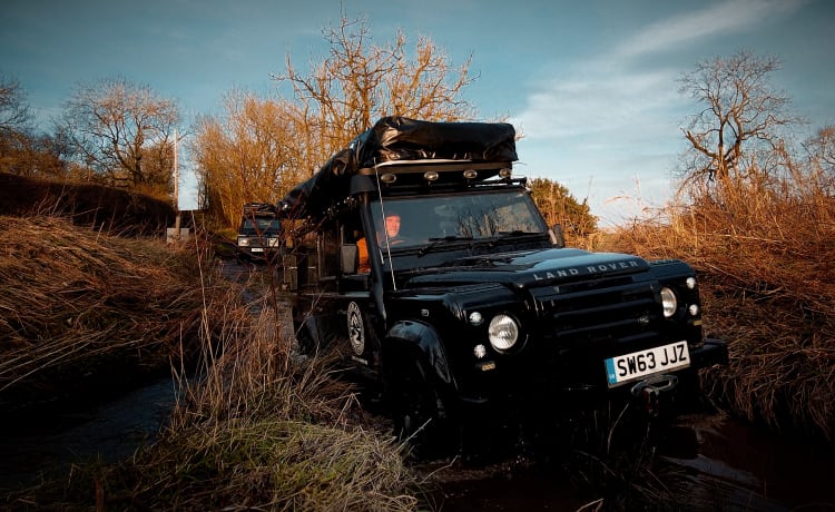 STEVENSON – Land Rover-dakdak met 3 slaapplaatsen uit 2012