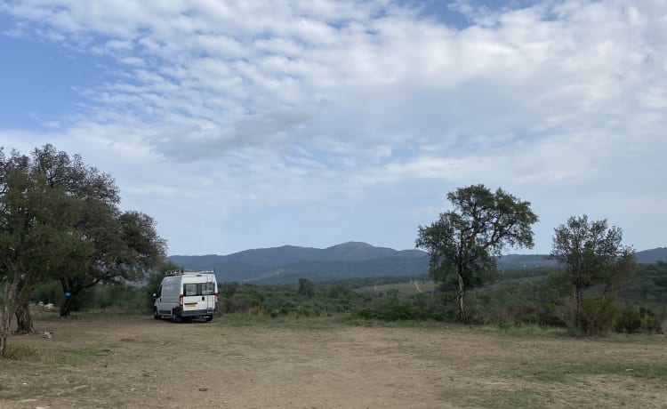 Marty – Unieke Citroën Jumper zelfbouw campervan uit 2009 (2 personen)