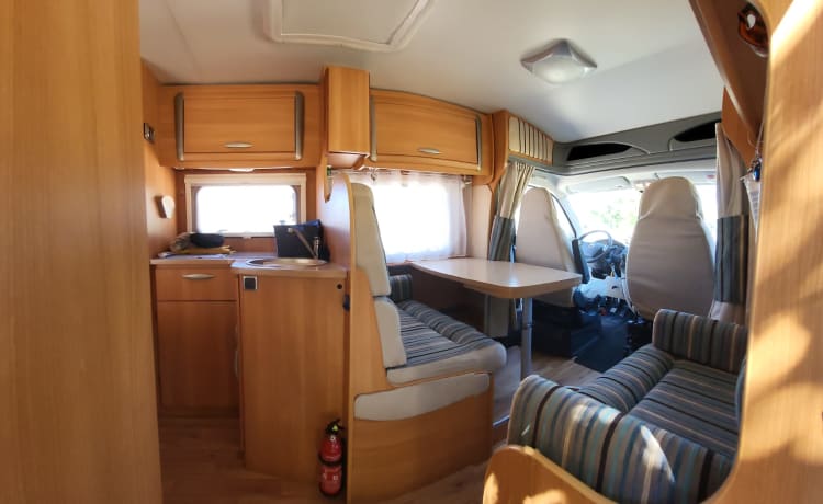 4p Chausson semi-integrated from 2009