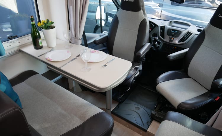 Chausson C514-2, sleeps 4, seats 4.