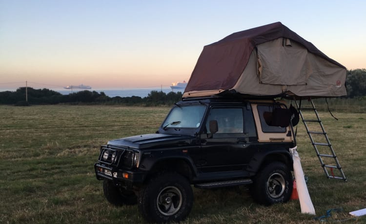 The Rolling Zookiini – Suzuki Samurai 4WD mit Dachzelt und ausst.