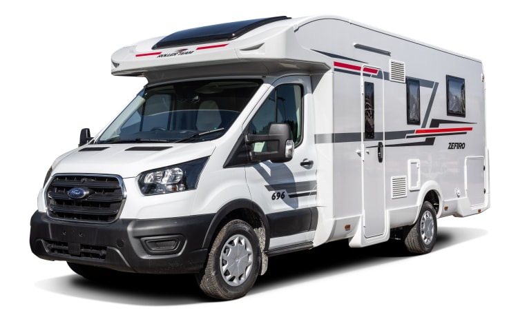 Cruz – Camper – 5 Slaapplaatsen – Reizen 5