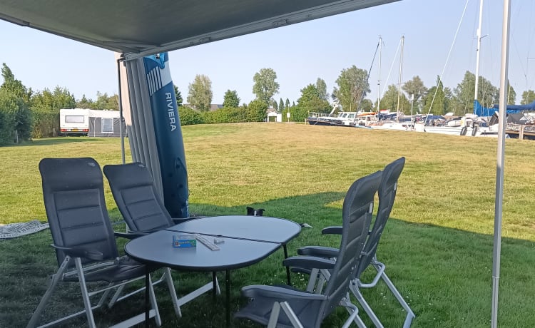 Rupelcamper – 6p Carado alcove uit 2019