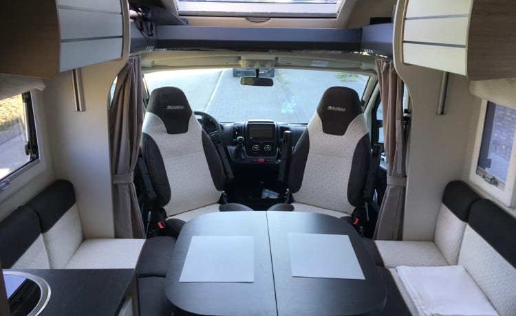 Bianero – Luxe mobilhome 2021 Automaat