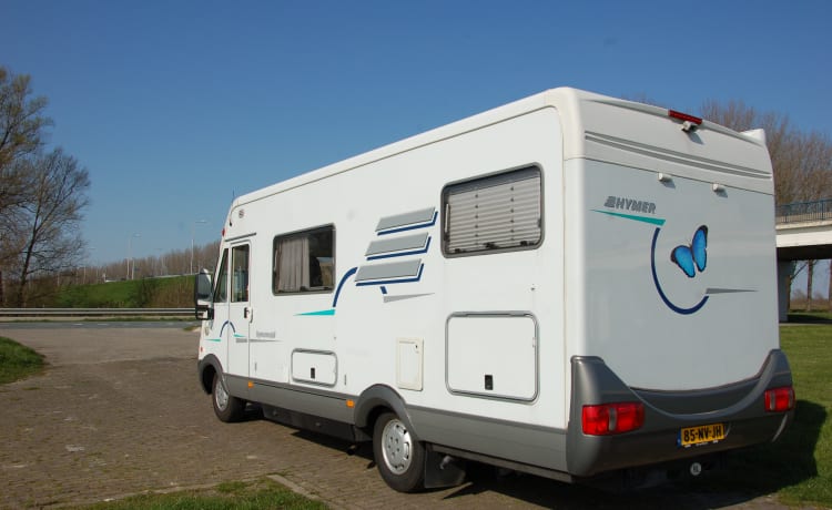 Macarena – Camper with many extras, integral