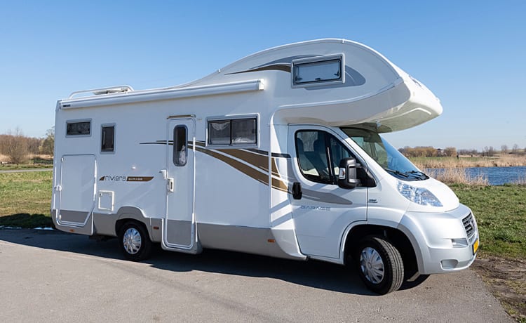 CI Riviera – Camper per famiglie CI Alcove con inventario completo !!