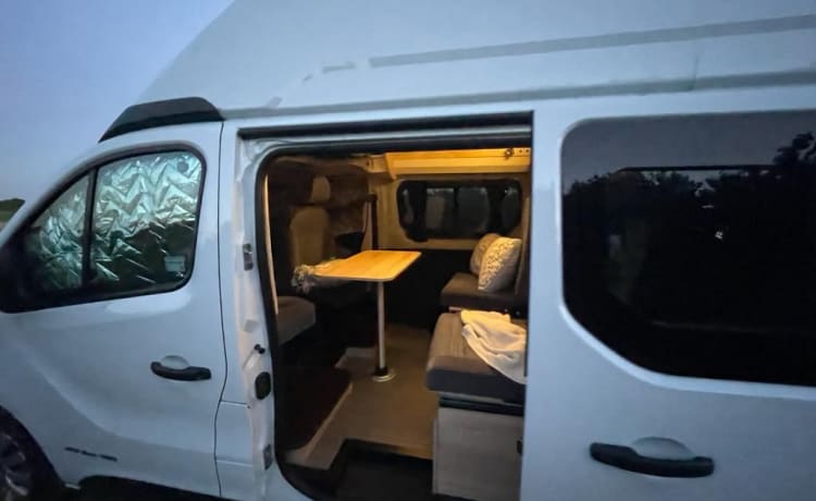 Stargazer – Camper met 2 slaapplaatsen