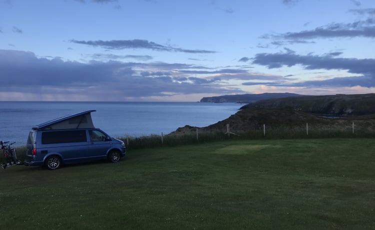 Millie – 4 berth Volkswagen campervan from 2017