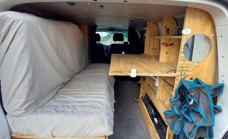 THE VAN – Gemütlicher DIY VW Camper von 2019