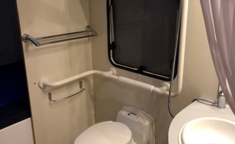 Imagine – Wheelchair Accessible Motorhome