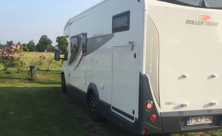 Family motorhome is waiting for family to discover Europe together