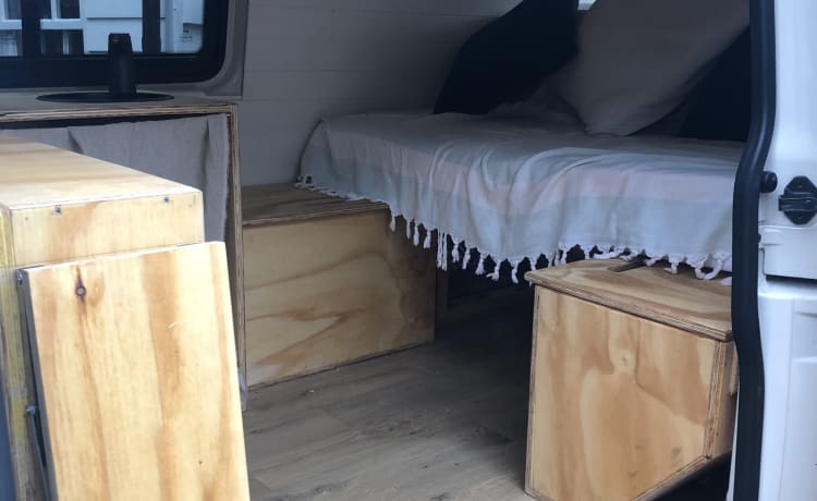 Pedi – Bespoke 2 berth VW Transporter 