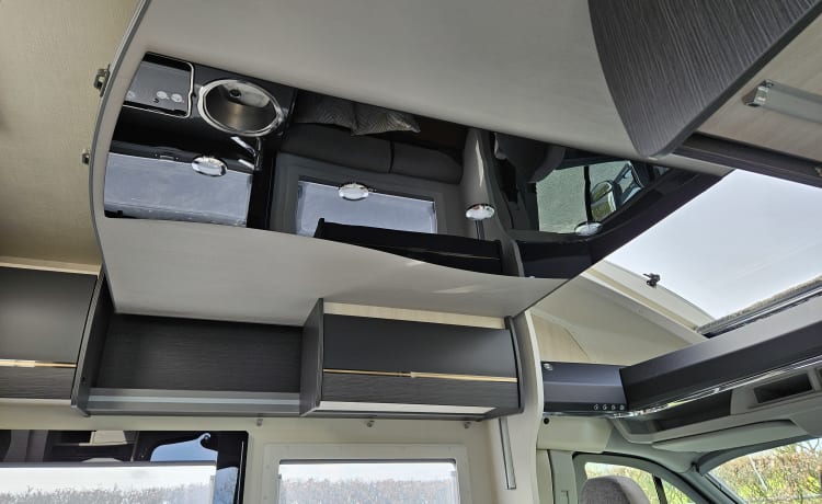 T-277-GP – Chausson 777GA Automatique Titanium Premium très luxueux, km gratuits !