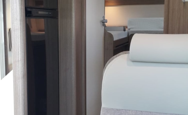 Super Luxus Corado Camper 4 Personen