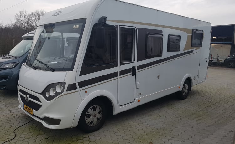 Dethleffs  – Generoso camper integrale per 4 persone