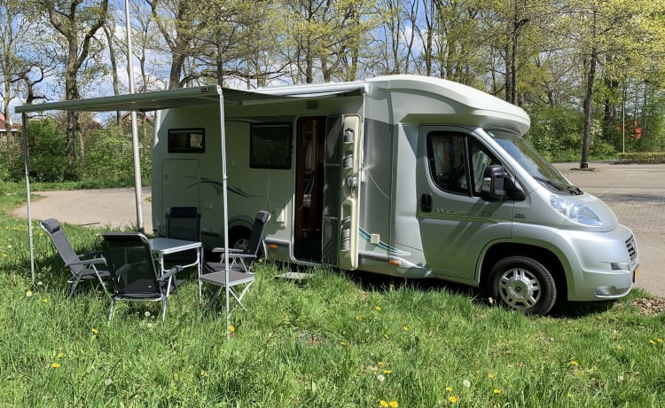 Sfeervolle en complete Chausson camper voor uw reis met volledige vrijheid