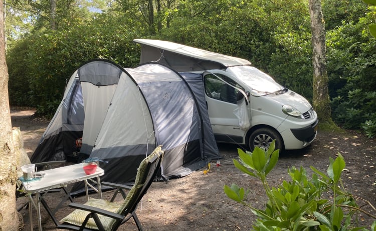 Camping bus with parking heater