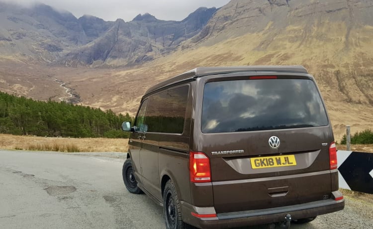 VW T6 Campervan- comfortable drive and accommodation