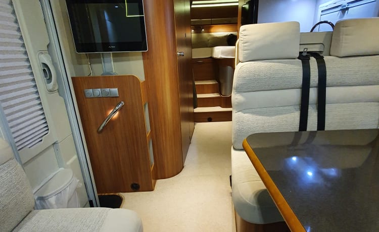 Sidney – Luxurious High End A Class Motorhome 