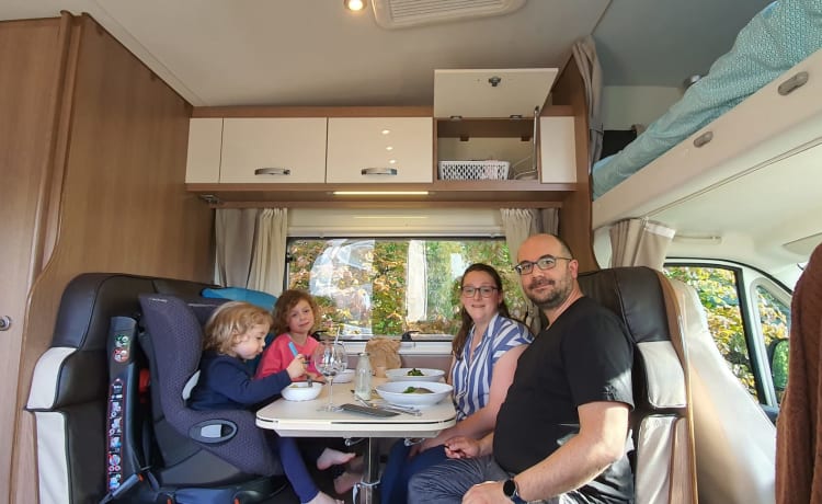 Wundervoller Familiencamper – 6 Personen