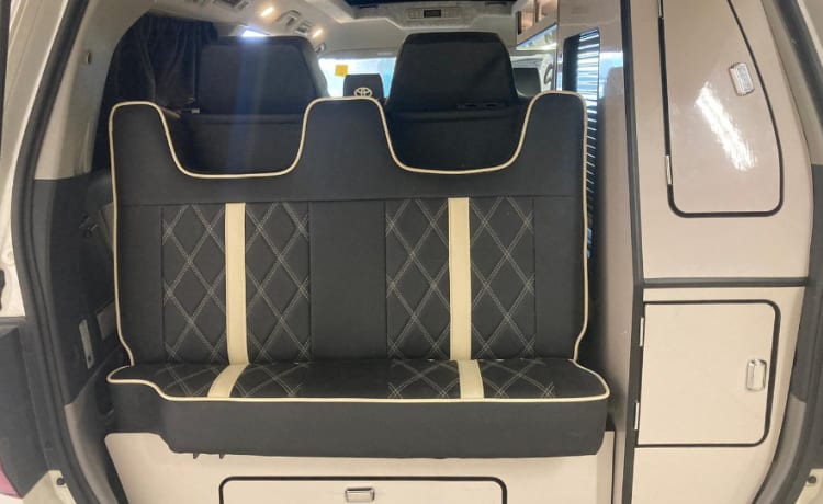 Luxueux camping-car Toyota Alphard