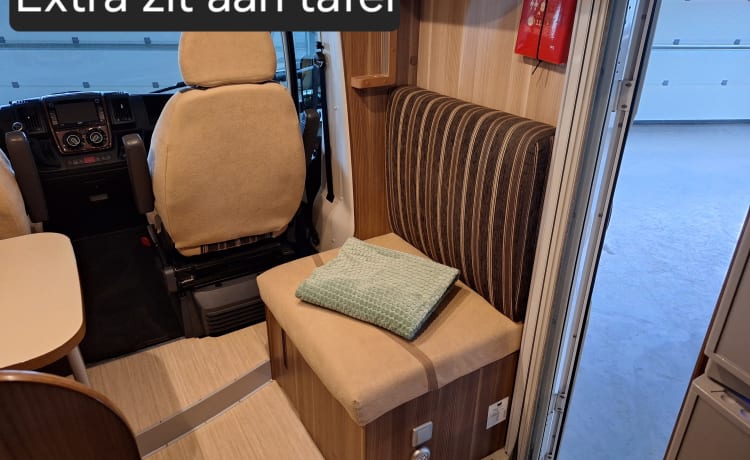 Ons prachtige huisje op wielen – 2-4 person McLouis semi-integrated camper