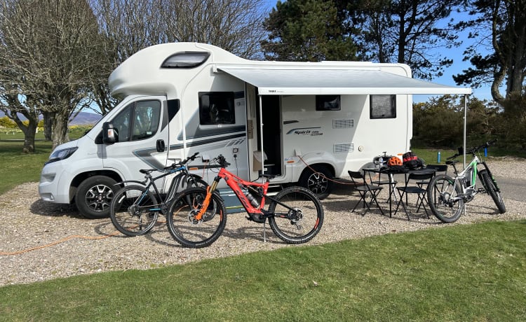 swift spirit concept  – 6 Berth Swift Spirit Concept Assurance incluse dans le prix