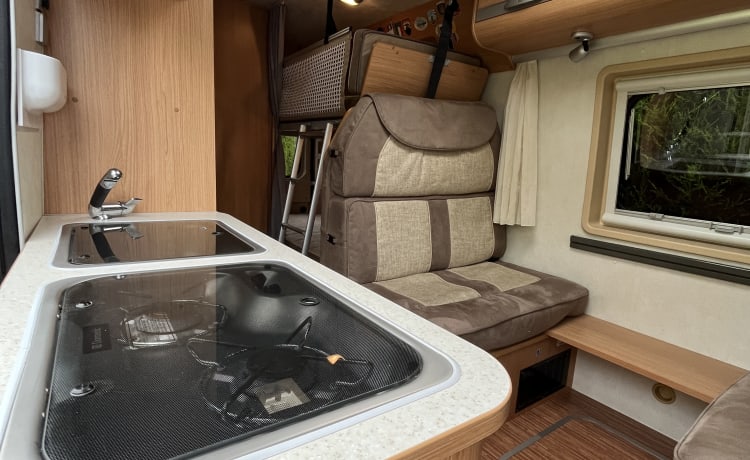 4 berth Adria, fully loaded 