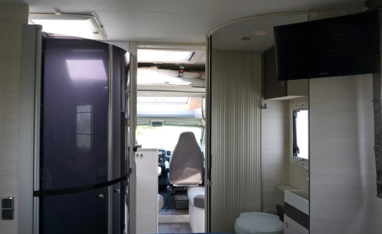 4p Chausson semi-integrated uit 2016