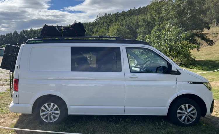 Clara – 4 Berth VW T6.1 Camper