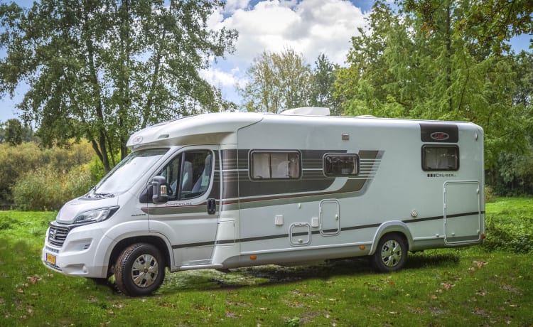 De vrijheid tegemoet met onze ruime LMC Cruiser 731 Comfortline uit 2016