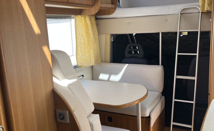 Rola – Nette en goed onderhouden Autoroller camper