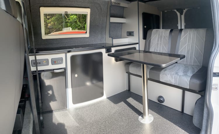 Ford Custom - Rio’s campervan hire 