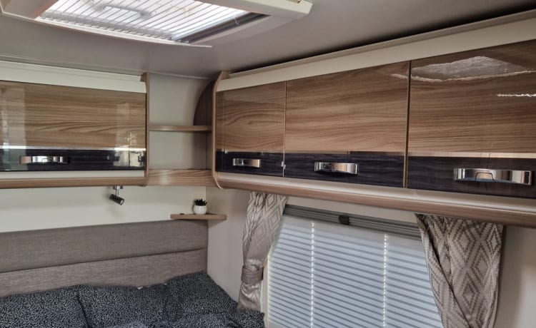 4 berth Swift Bessacar motorhome 