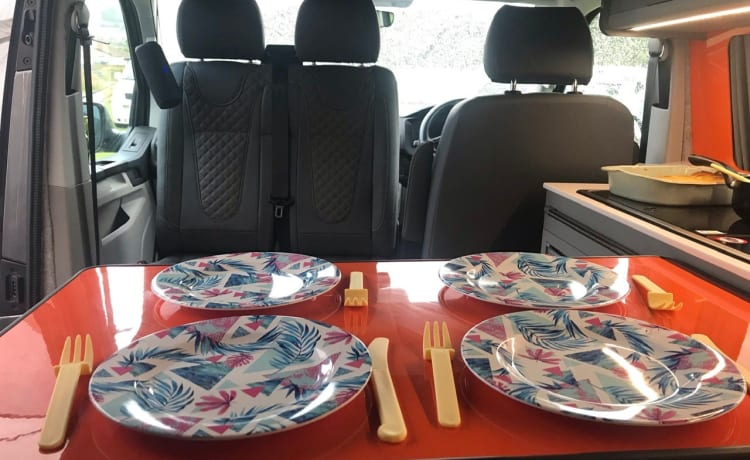 Heypitcho – Lusso T6 VW LWB, 5 posti, 4 nascite, perfetto per le avventure in famiglia