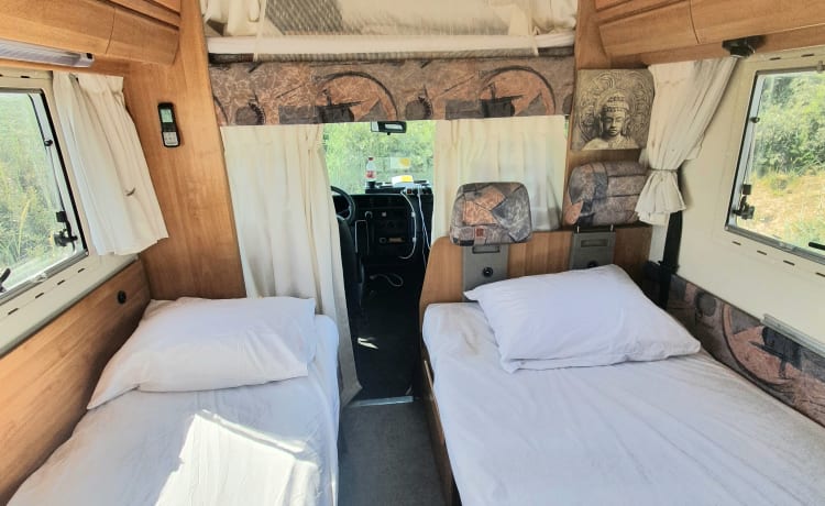 The flower – Familiencamper für 5 Personen