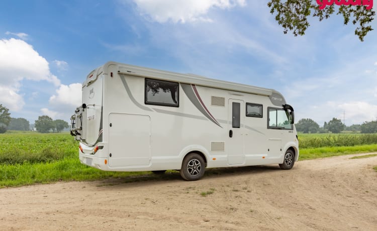 Luxury 4 p McLouis integral camper from 2023